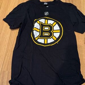 Black T-Shirt with Boston Bruins Logo